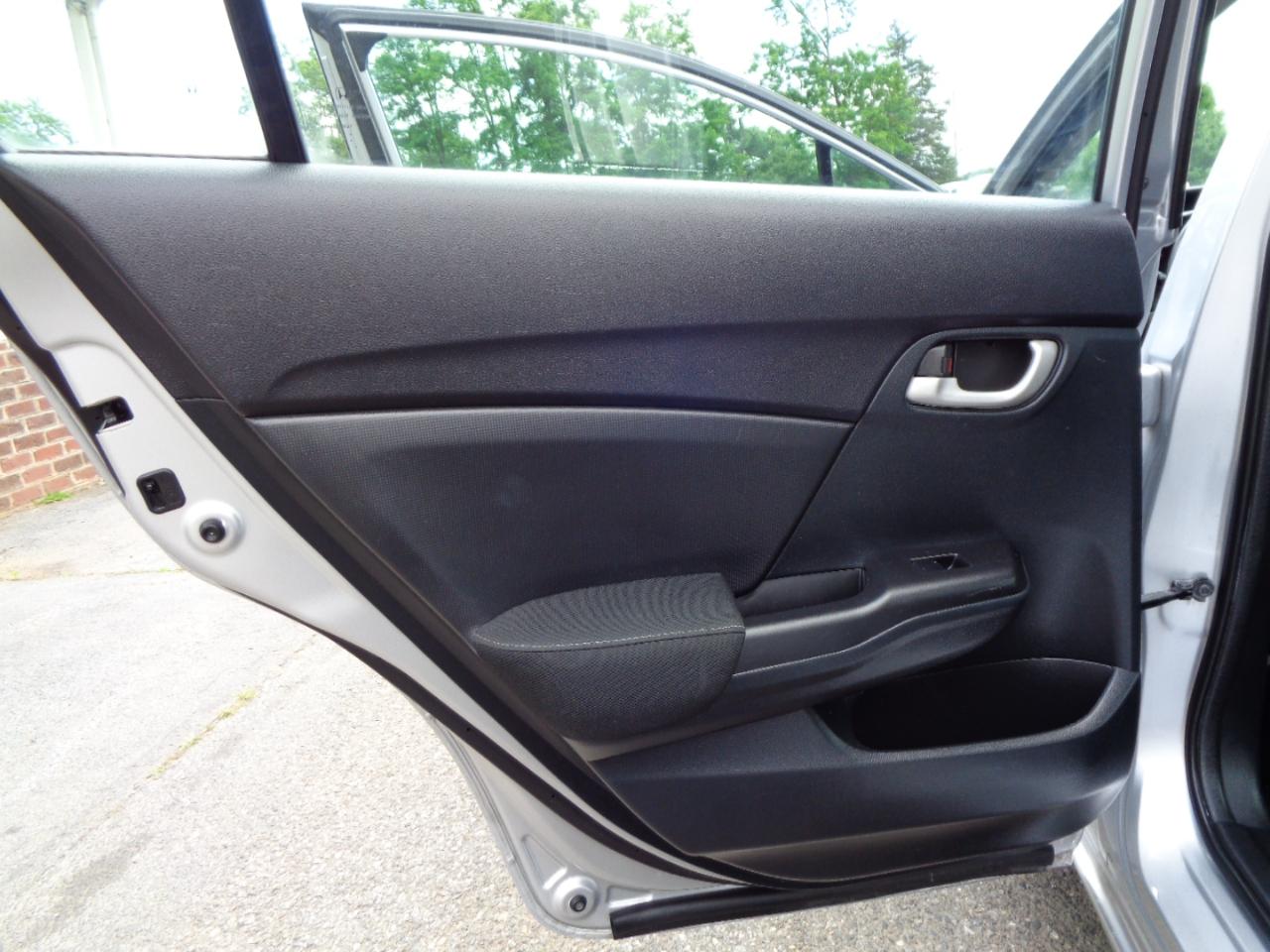Honda Civic Sedan 4dr CVT SE 2015