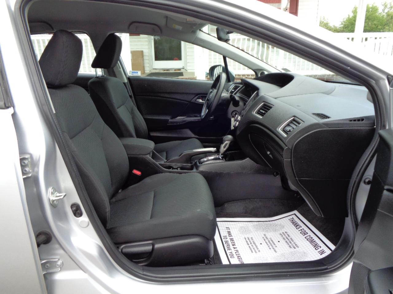 Honda Civic Sedan 4dr CVT SE 2015