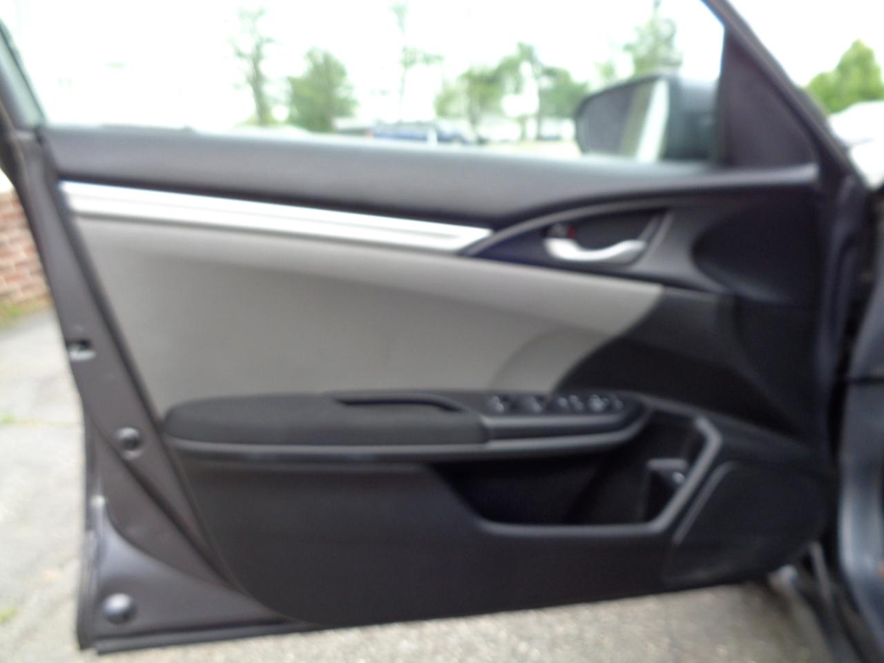 Honda Civic Sedan LX CVT 2021