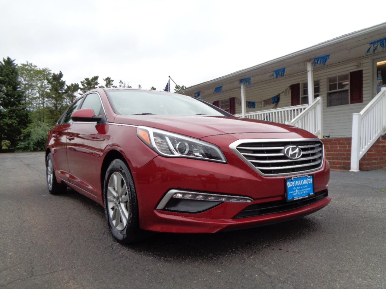 Hyundai Sonata 4dr Sdn 2.4L SE 2015