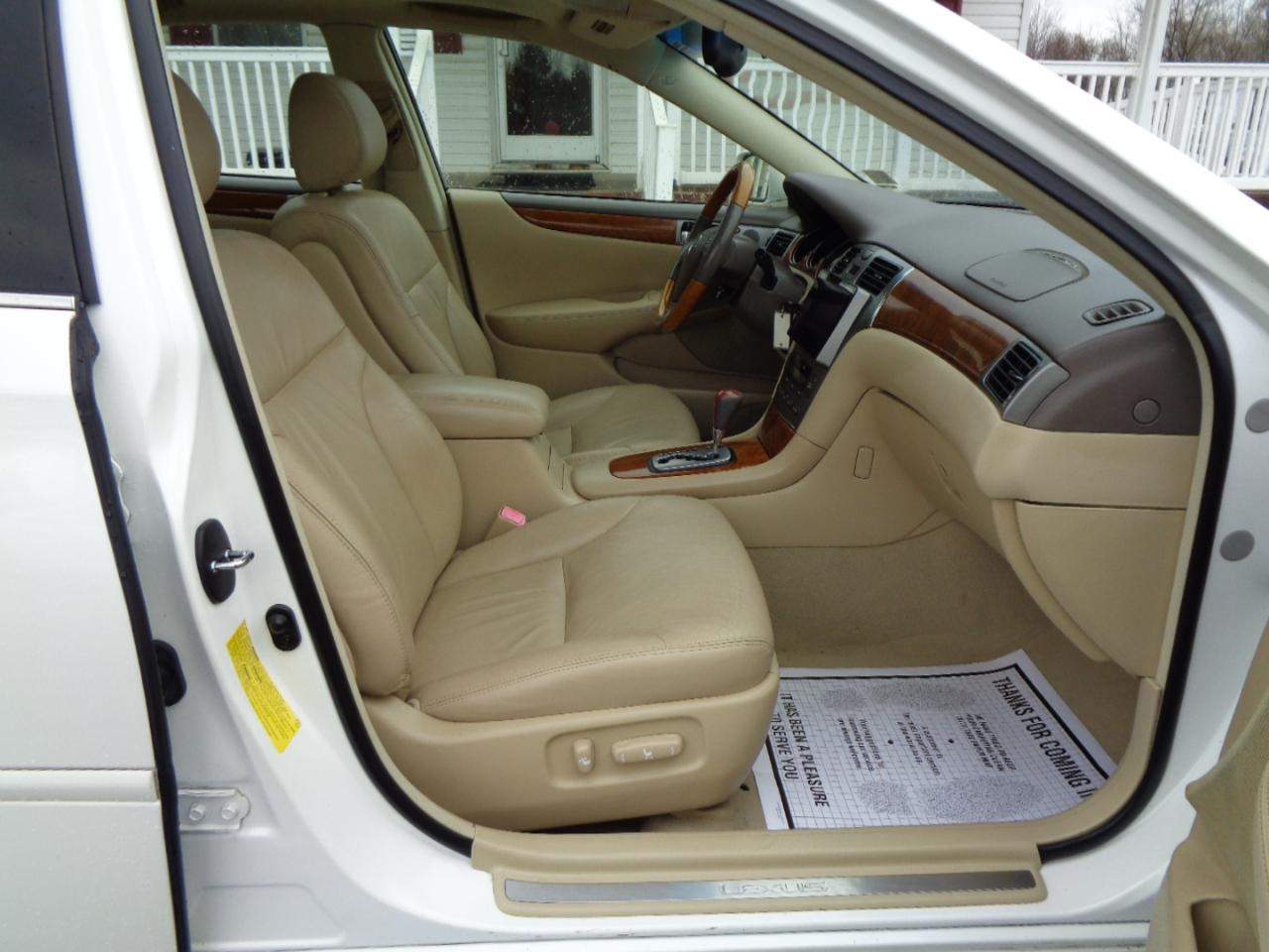 Lexus ES 330 4dr Sdn 2006