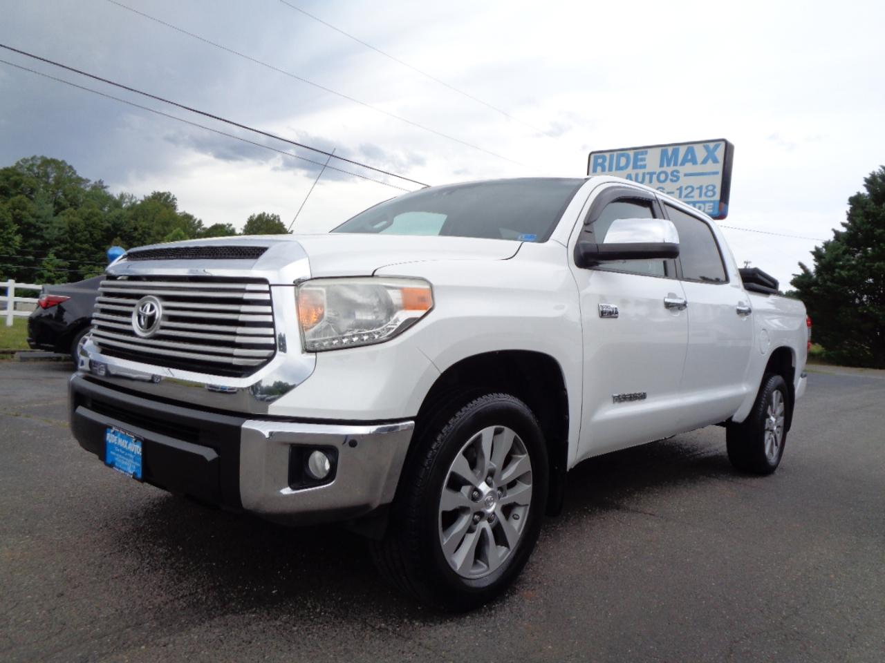 Toyota Tundra 4WD Truck CrewMax 5.7L V8 6-Spd AT LTD (Natl) 2016