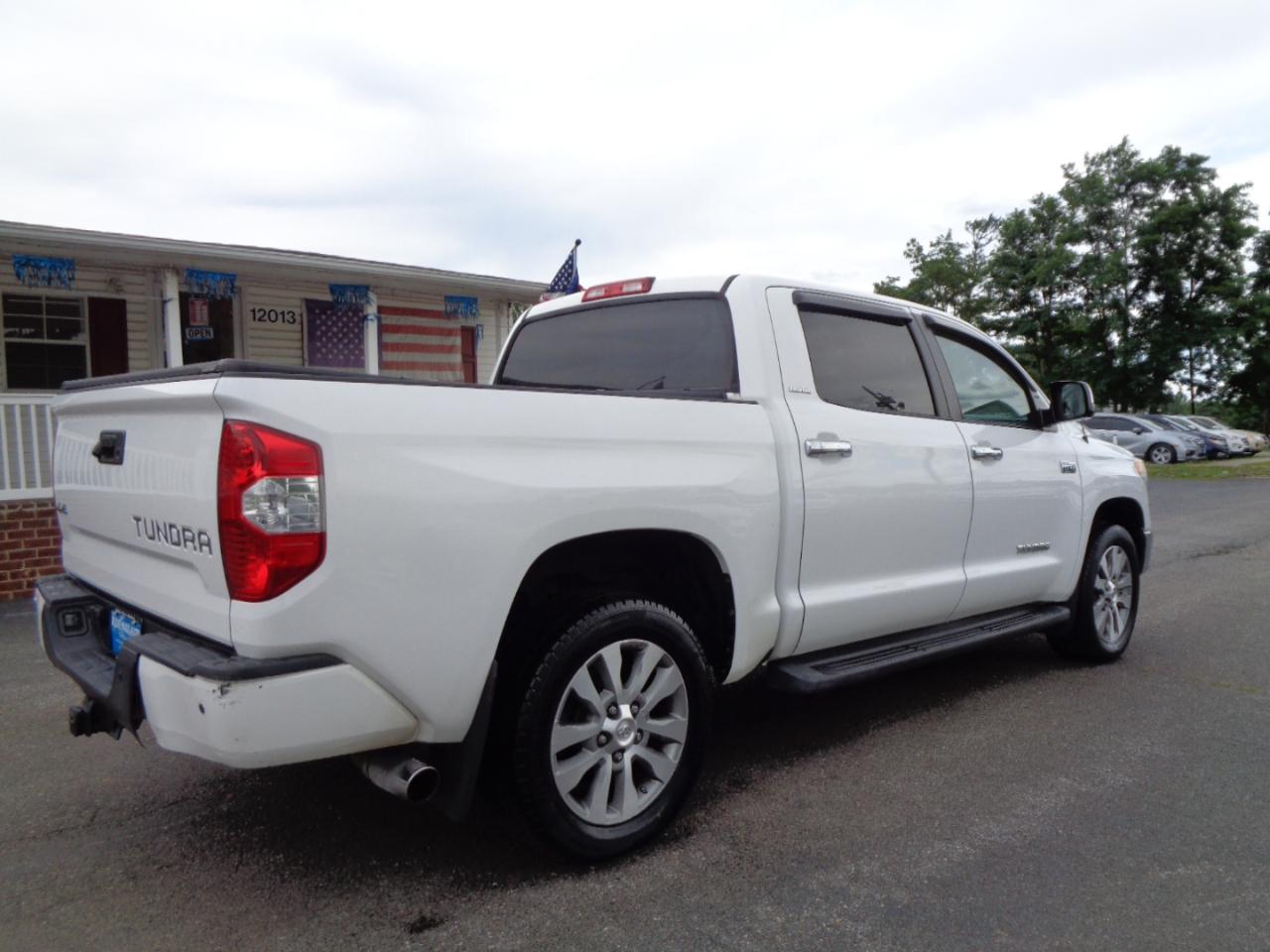 Toyota Tundra 4WD Truck CrewMax 5.7L V8 6-Spd AT LTD (Natl) 2016