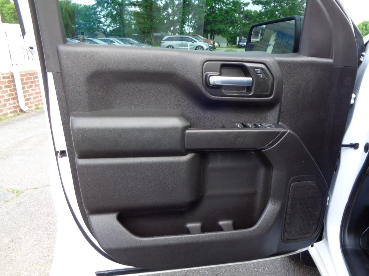 Chevrolet Silverado 1500 4WD Crew Cab 147" Custom 2019