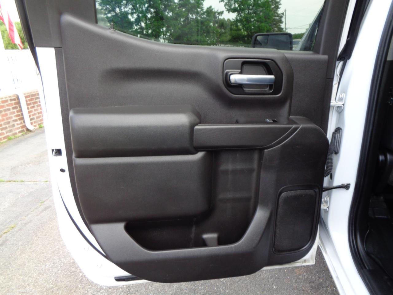 Chevrolet Silverado 1500 4WD Crew Cab 147" Custom 2019