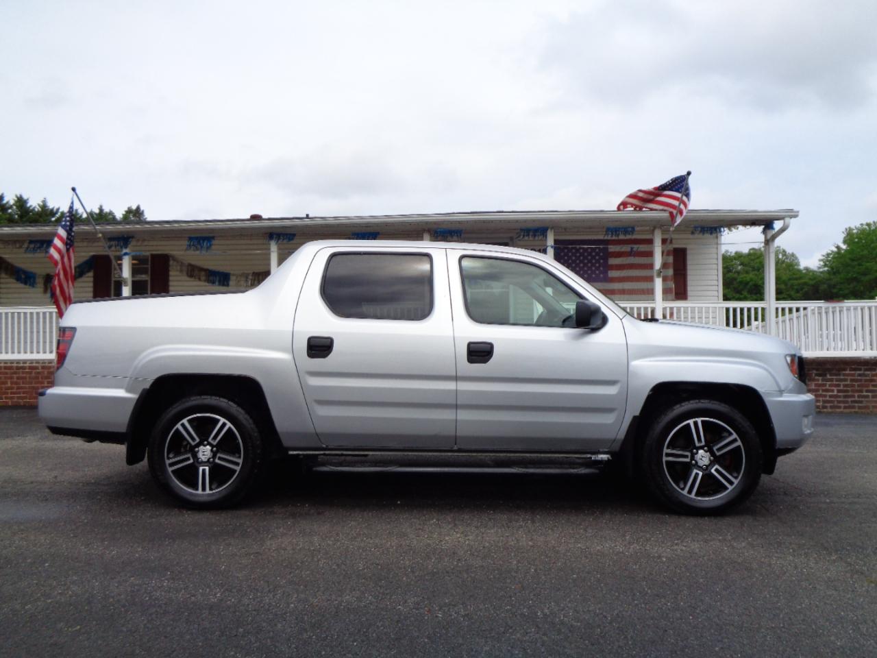 Honda Ridgeline 4WD Crew Cab Sport 2014