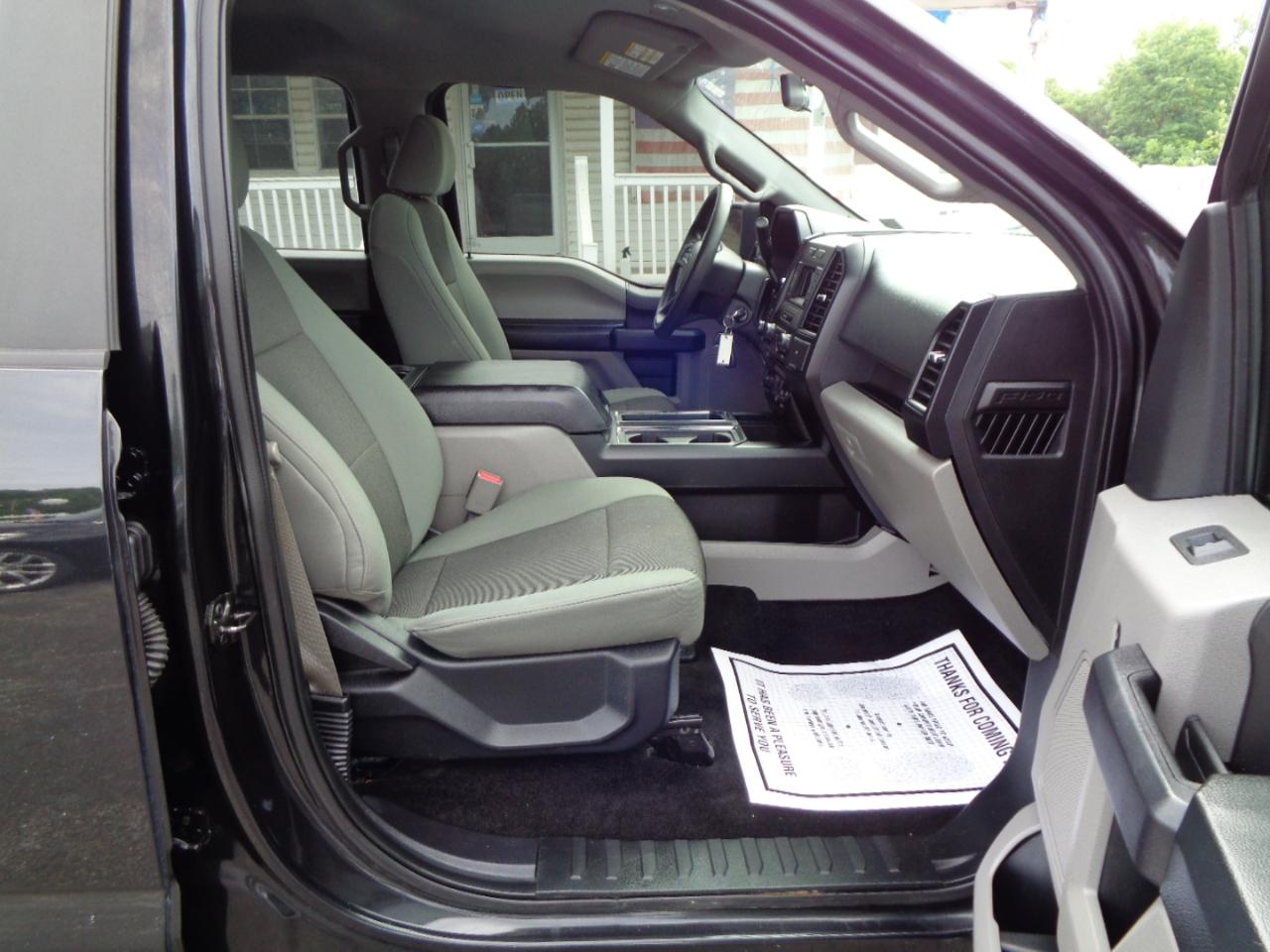 Ford F-150 4WD SuperCrew 145" XLT 2015