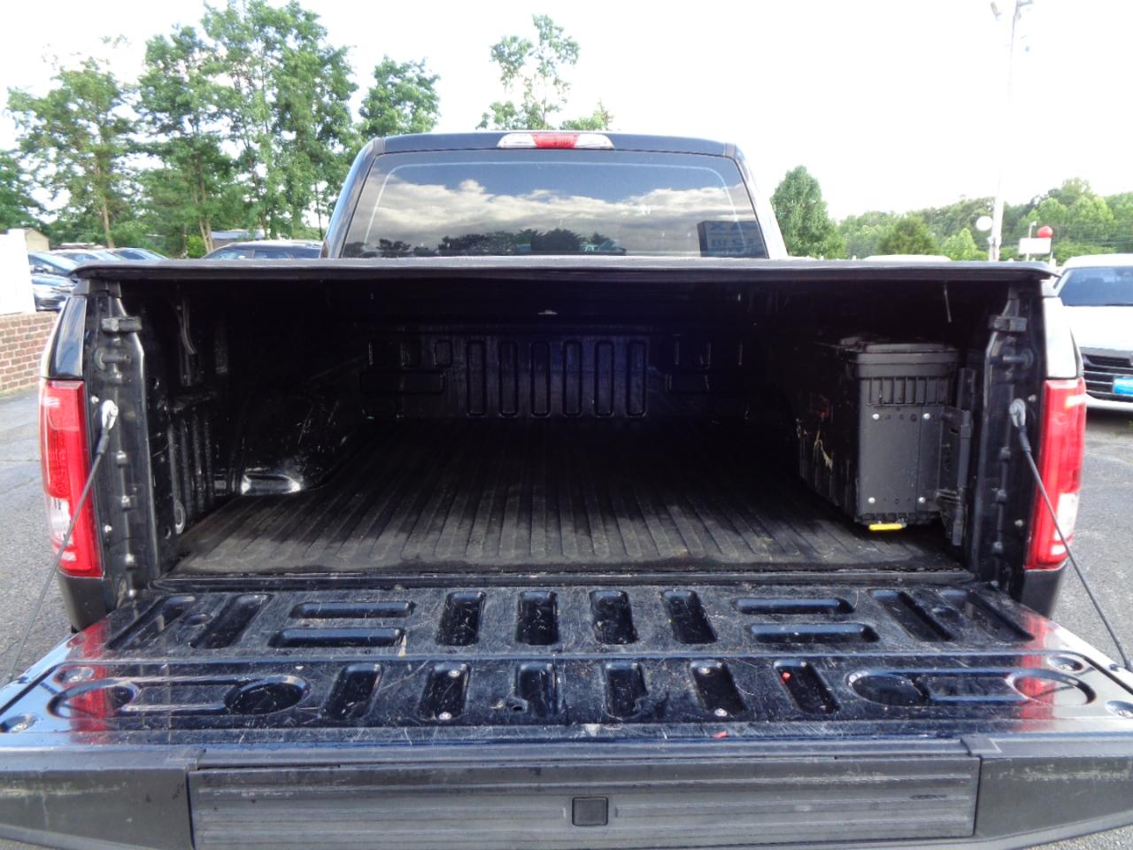 Ford F-150 4WD SuperCrew 145" XLT 2015