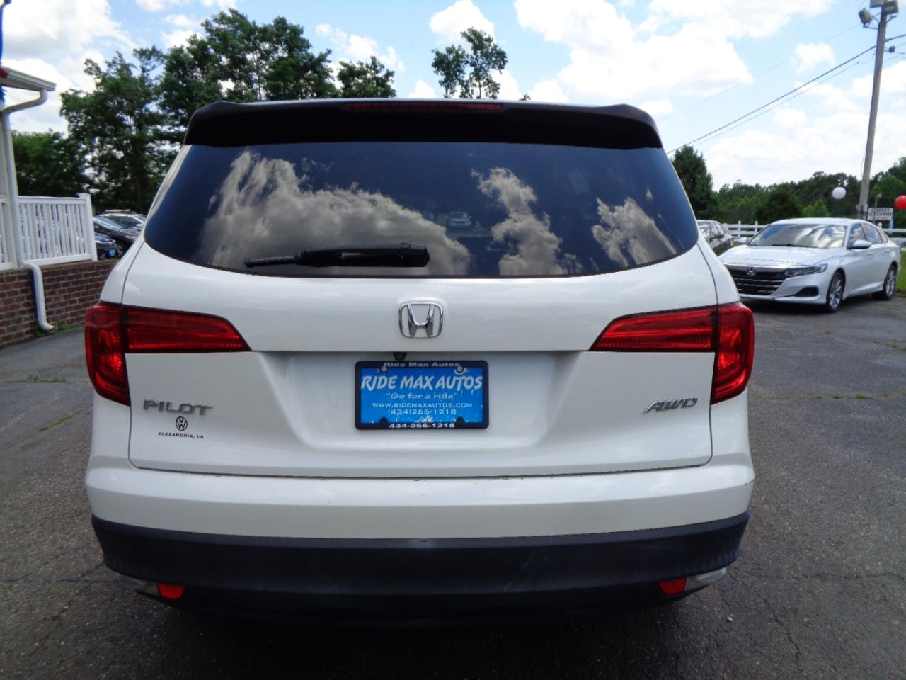 Honda Pilot LX AWD 2017