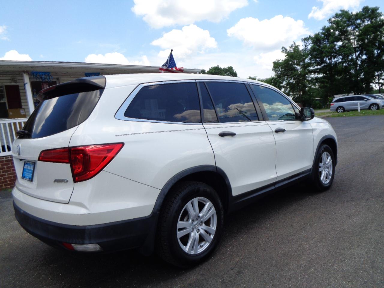Honda Pilot LX AWD 2017
