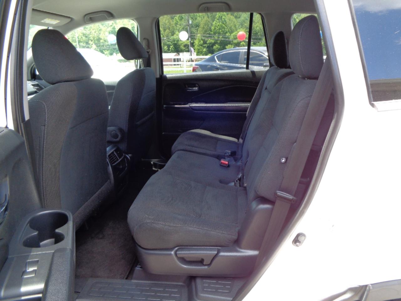Honda Pilot LX AWD 2017