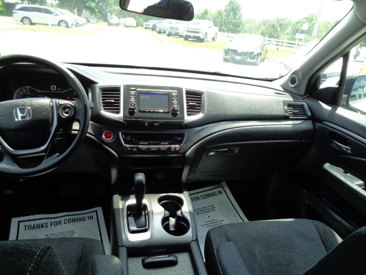 Honda Pilot LX AWD 2017