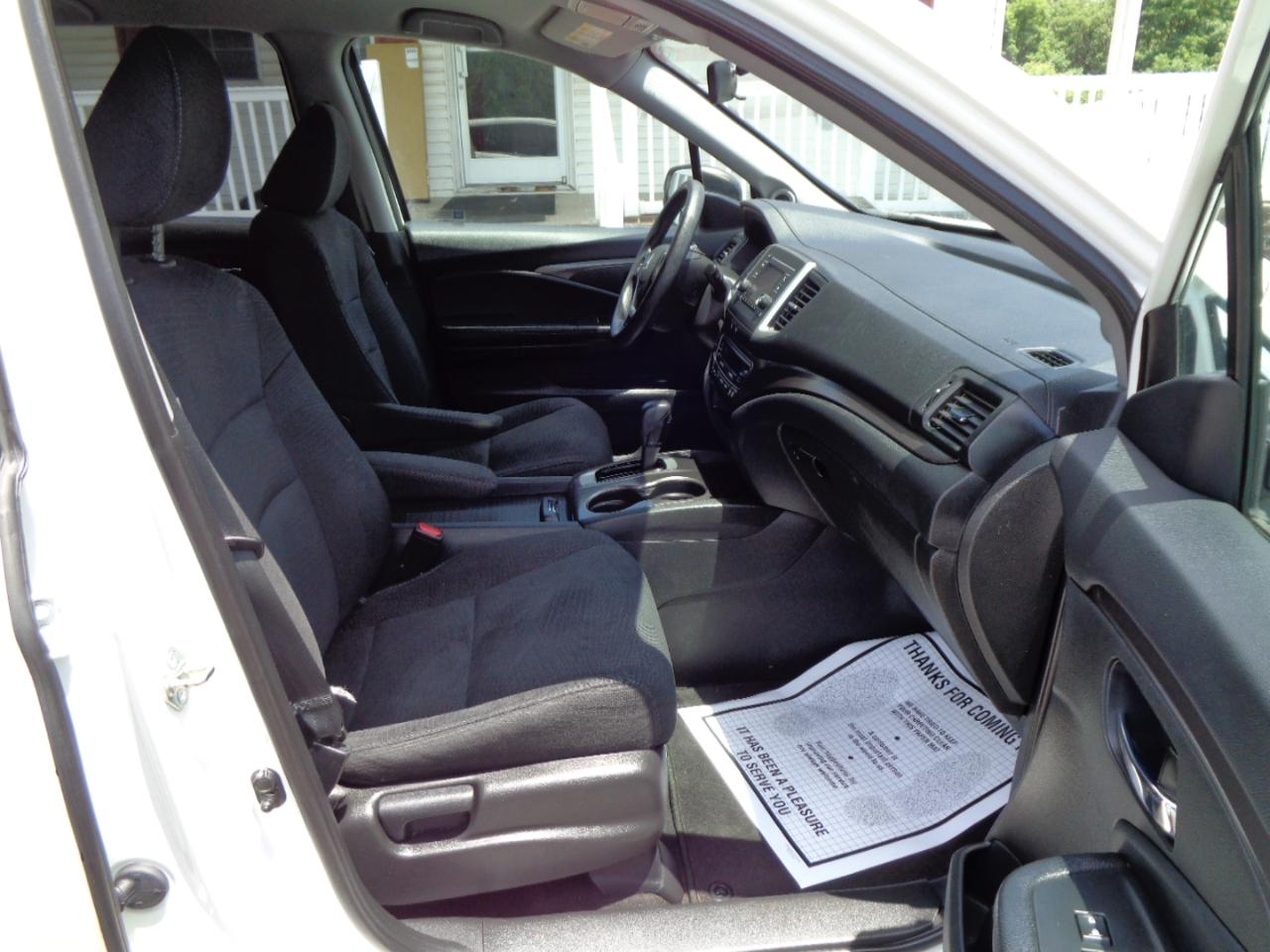 Honda Pilot LX AWD 2017