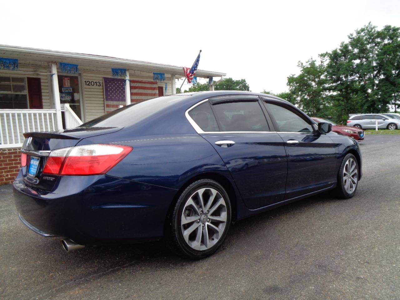 Honda Accord Sedan 4dr I4 CVT Sport 2015