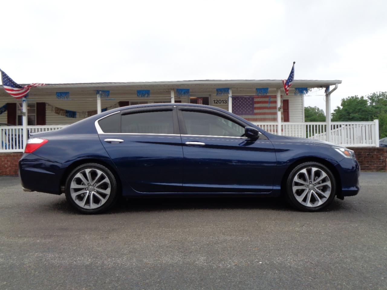 Honda Accord Sedan 4dr I4 CVT Sport 2015