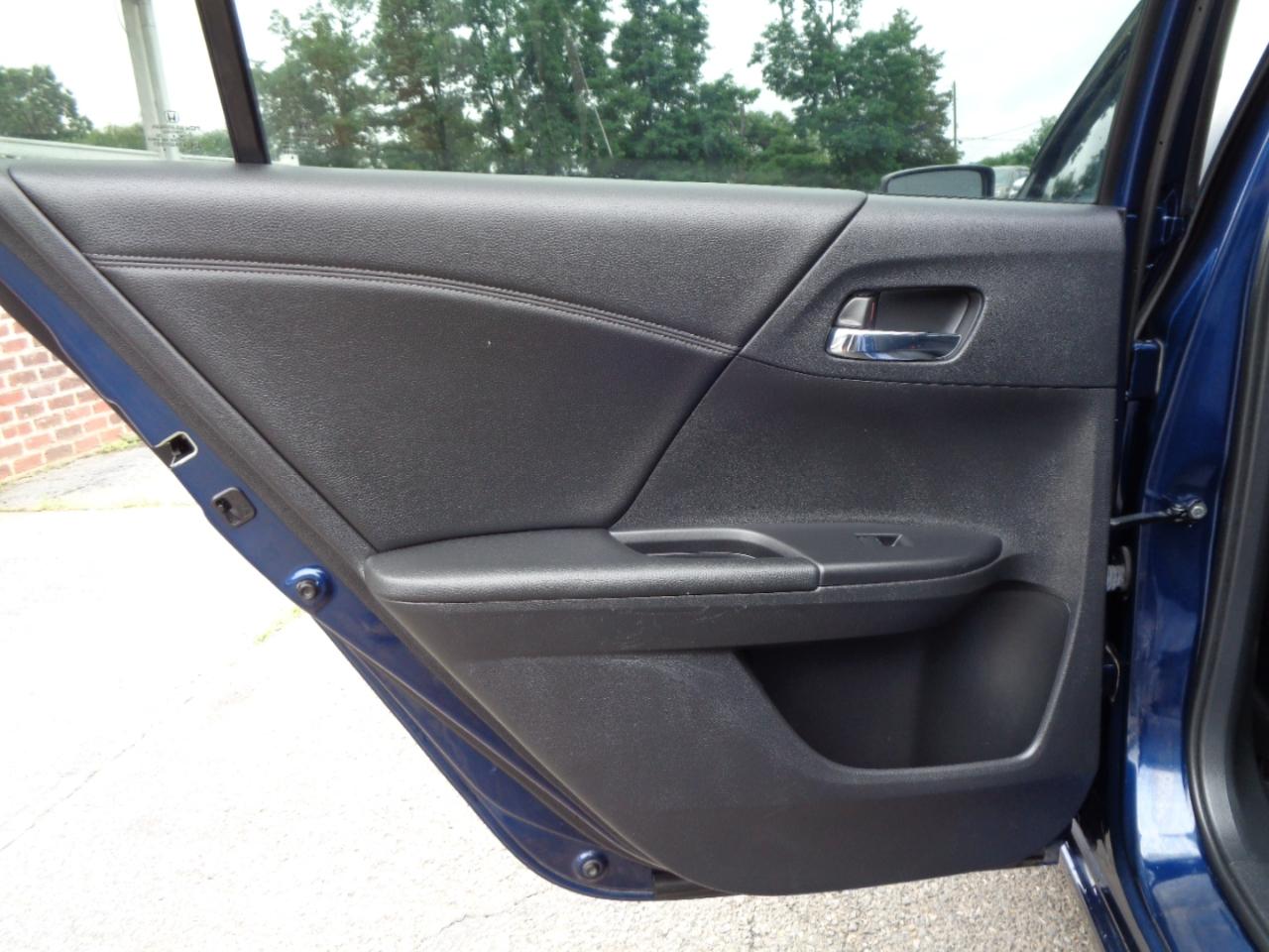 Honda Accord Sedan 4dr I4 CVT Sport 2015
