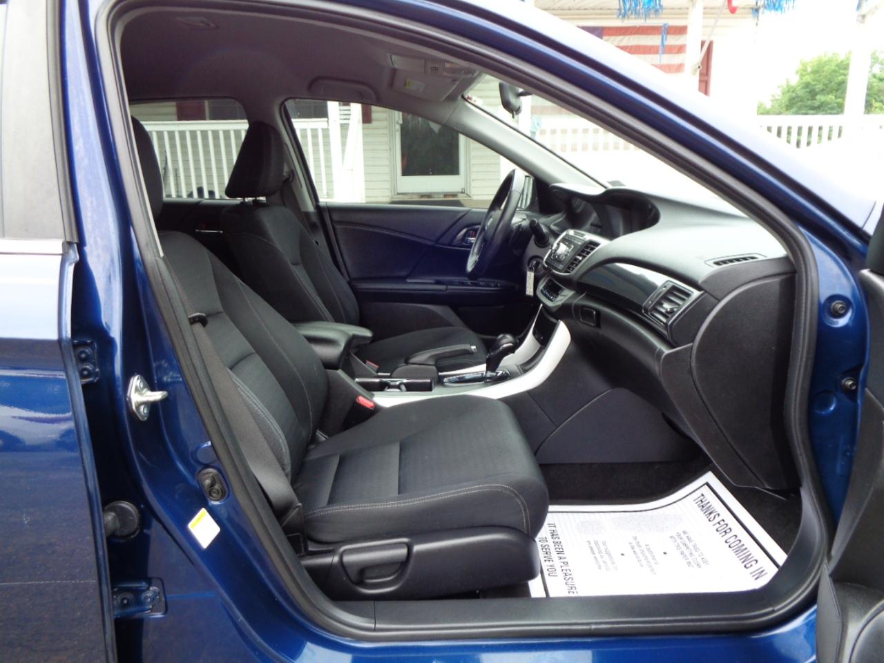 Honda Accord Sedan 4dr I4 CVT Sport 2015