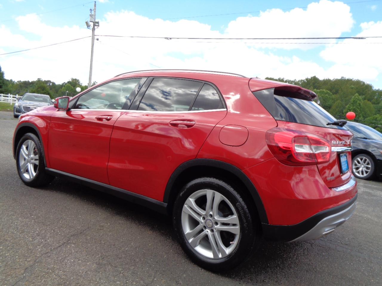 Mercedes-Benz GLA  2016