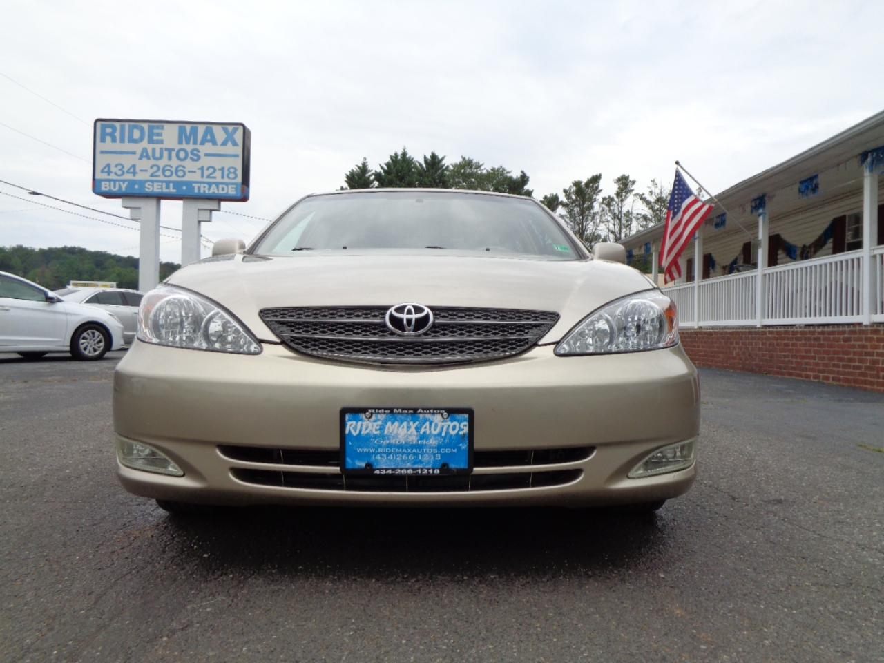 Toyota Camry 4dr Sdn XLE Auto (Natl) 2003