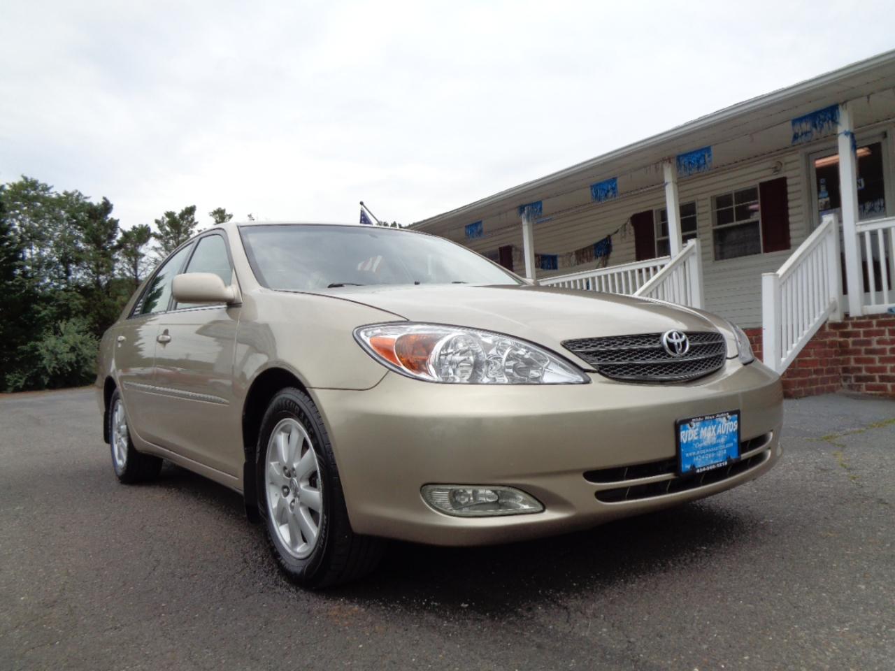 Toyota Camry 4dr Sdn XLE Auto (Natl) 2003