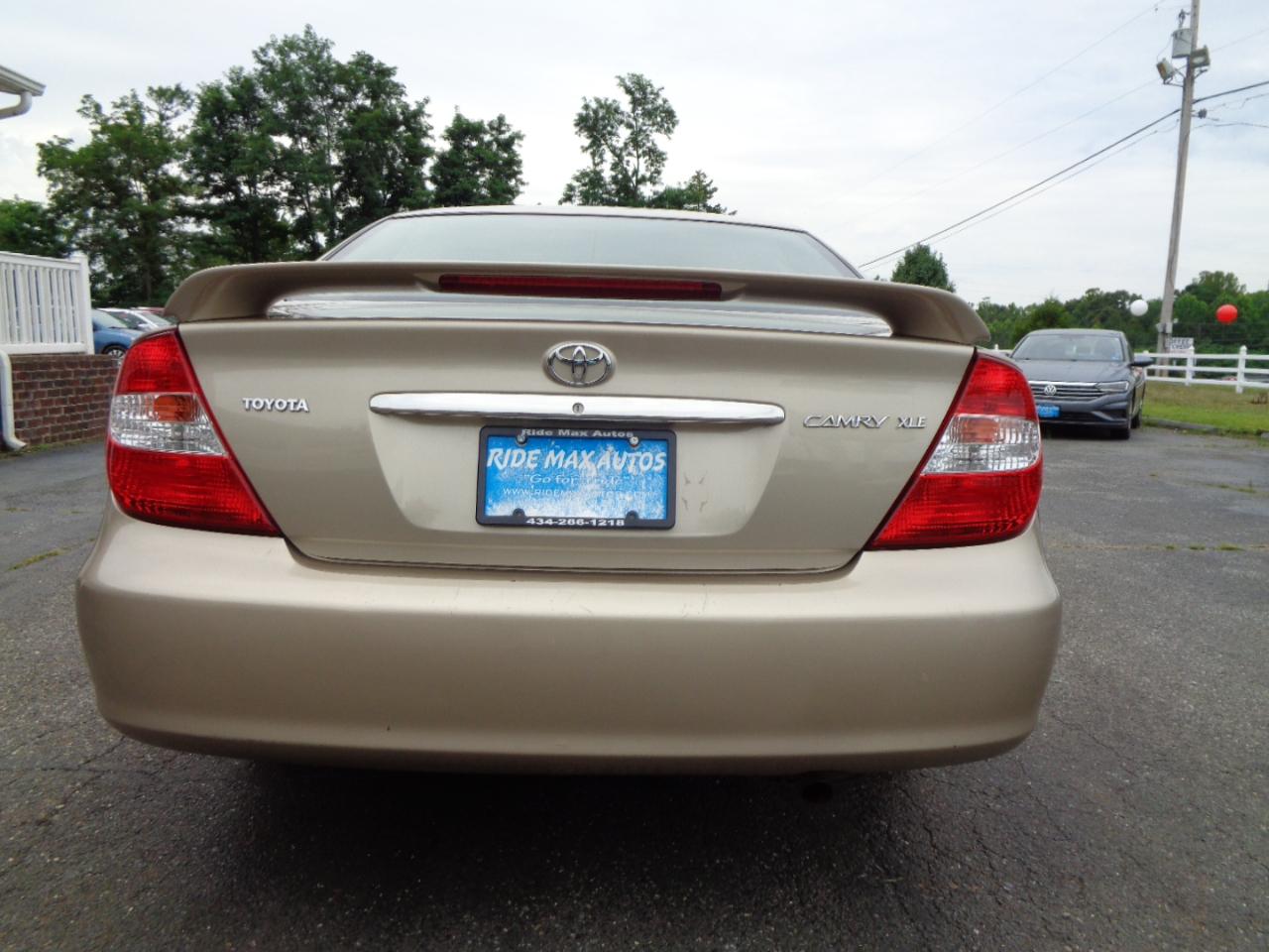 Toyota Camry 4dr Sdn XLE Auto (Natl) 2003