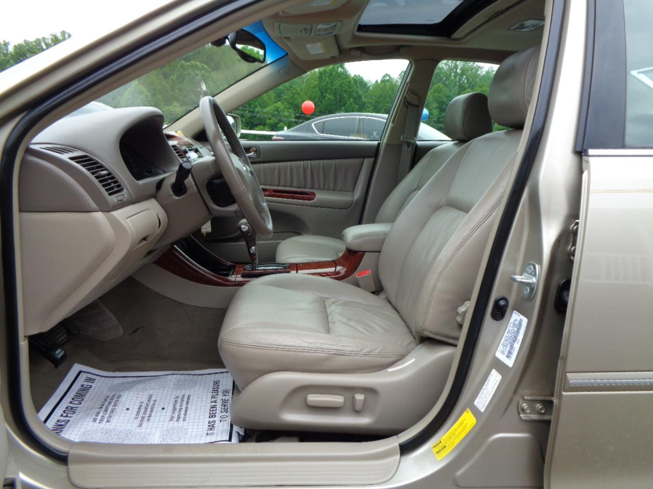 Toyota Camry 4dr Sdn XLE Auto (Natl) 2003