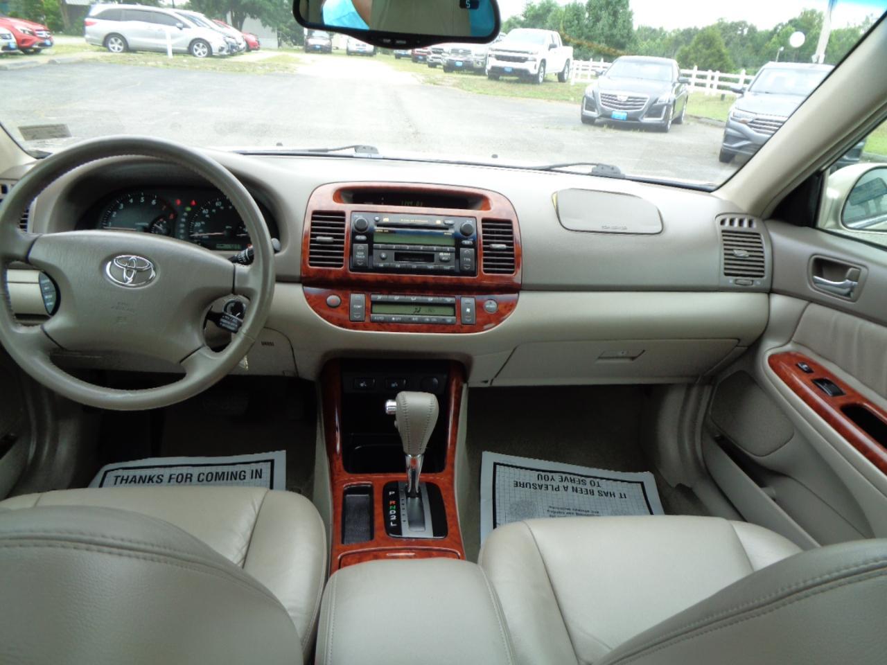 Toyota Camry 4dr Sdn XLE Auto (Natl) 2003