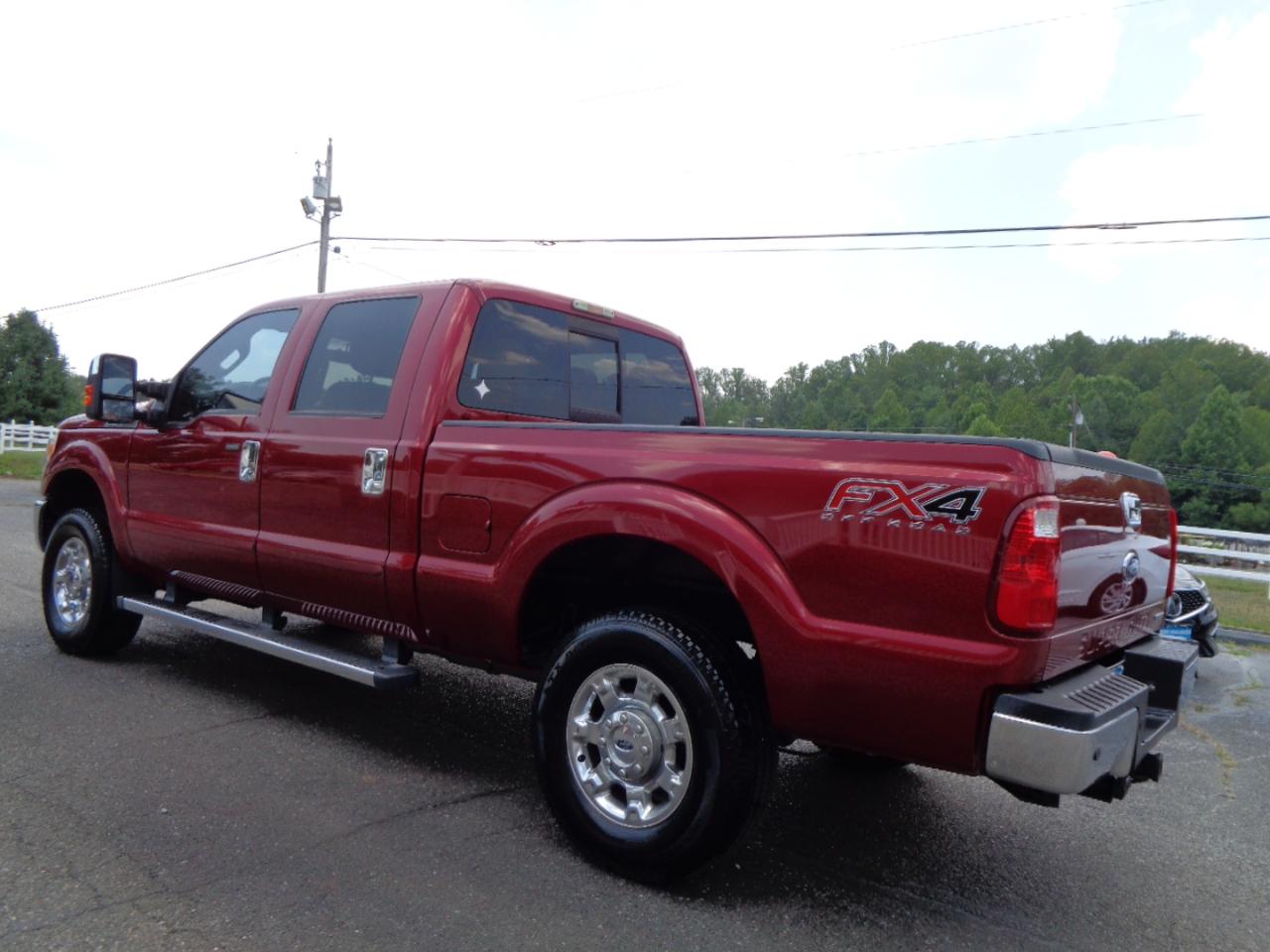 Ford Super Duty F-250 SRW 4WD Crew Cab 172" XLT 2016