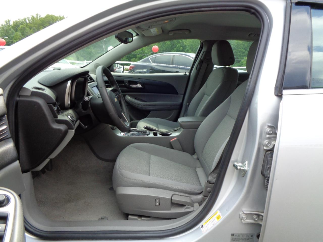 Chevrolet Malibu 4dr Sdn LS w/1LS 2014