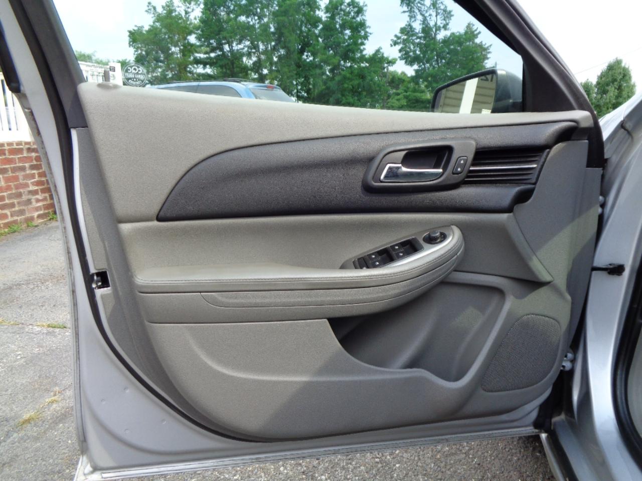 Chevrolet Malibu 4dr Sdn LS w/1LS 2014