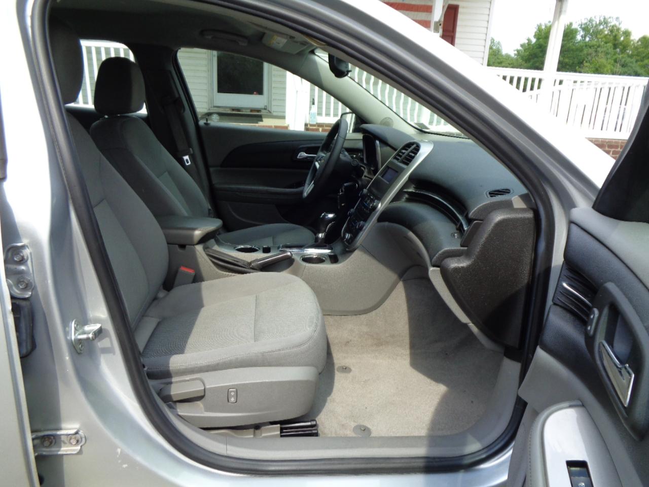 Chevrolet Malibu 4dr Sdn LS w/1LS 2014
