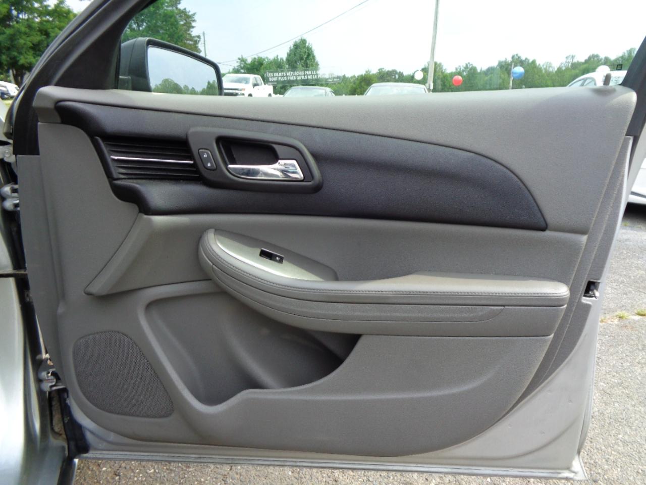 Chevrolet Malibu 4dr Sdn LS w/1LS 2014