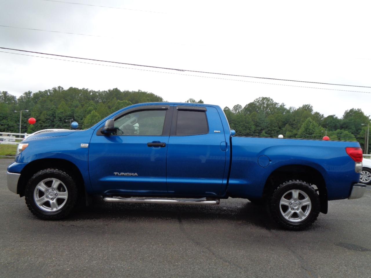 Toyota Tundra 4WD Double 145.7" 4.7L V8 SR5 (Natl 2007