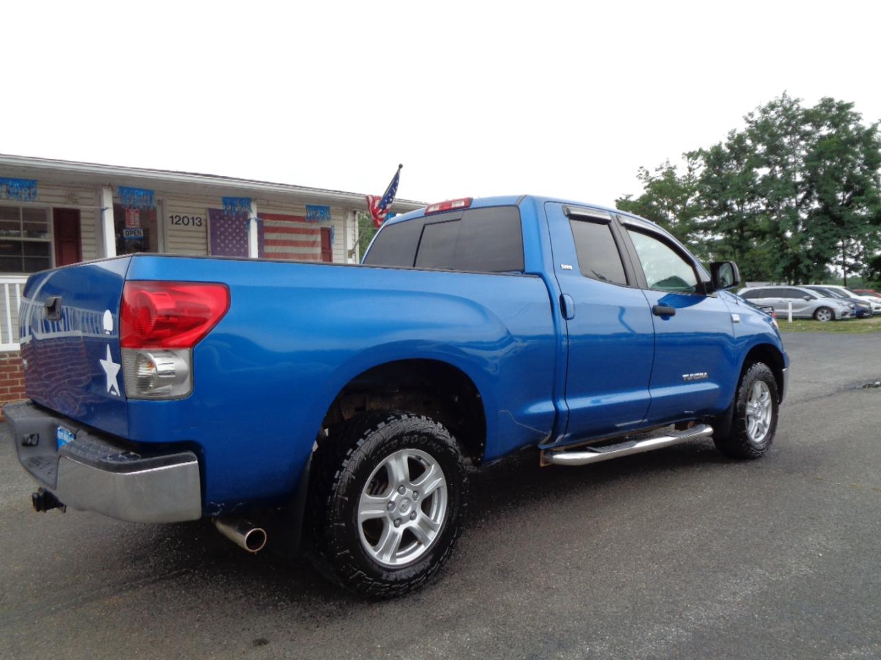 Toyota Tundra 4WD Double 145.7" 4.7L V8 SR5 (Natl 2007