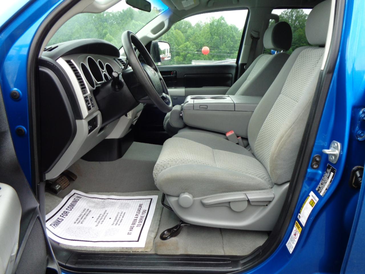 Toyota Tundra 4WD Double 145.7" 4.7L V8 SR5 (Natl 2007