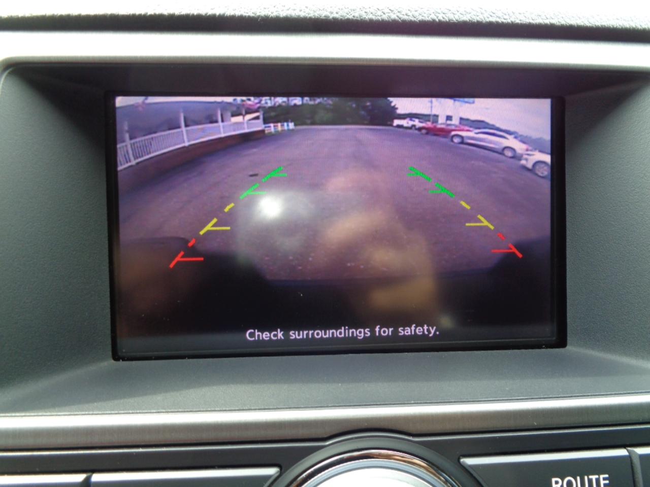 Nissan Armada 4WD 4dr Platinum 2013