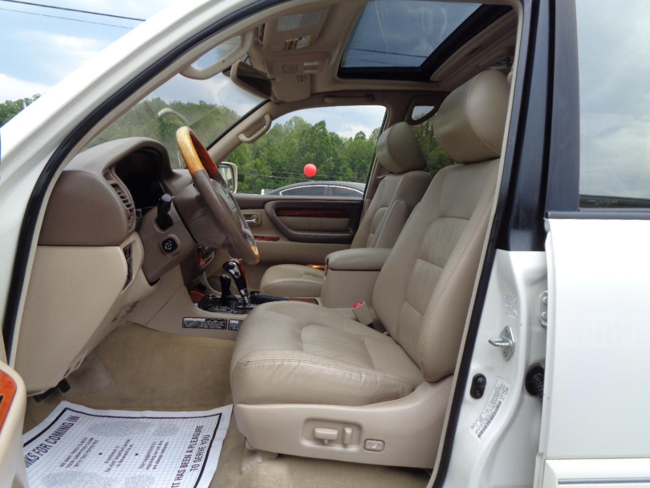 Lexus LX 470 4dr SUV 2002