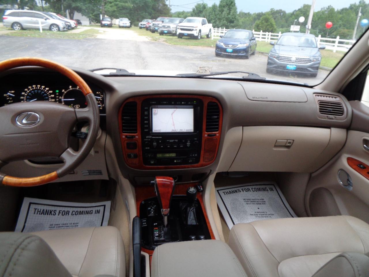 Lexus LX 470 4dr SUV 2002