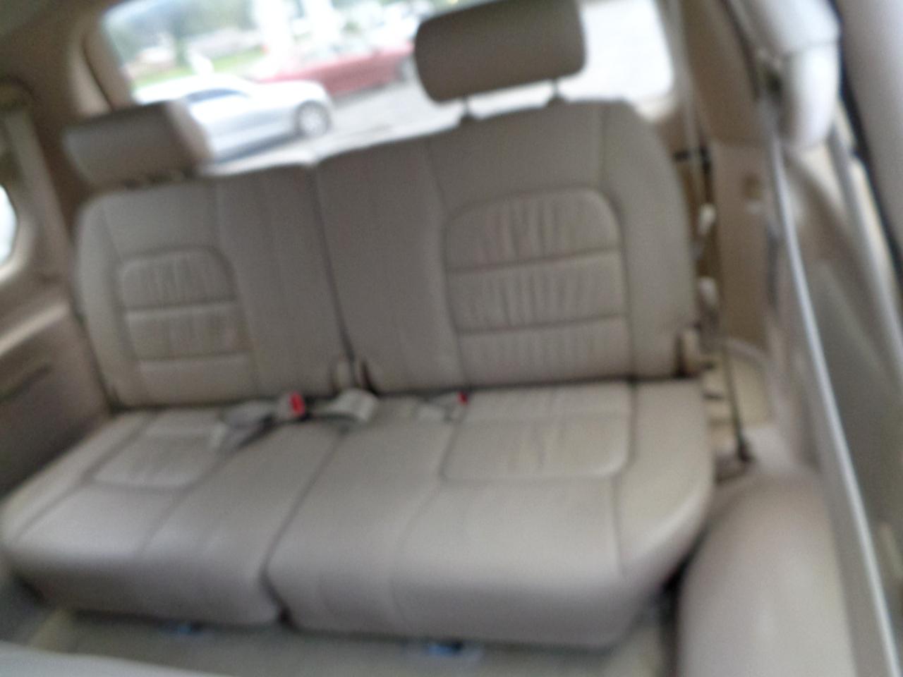 Lexus LX 470 4dr SUV 2002