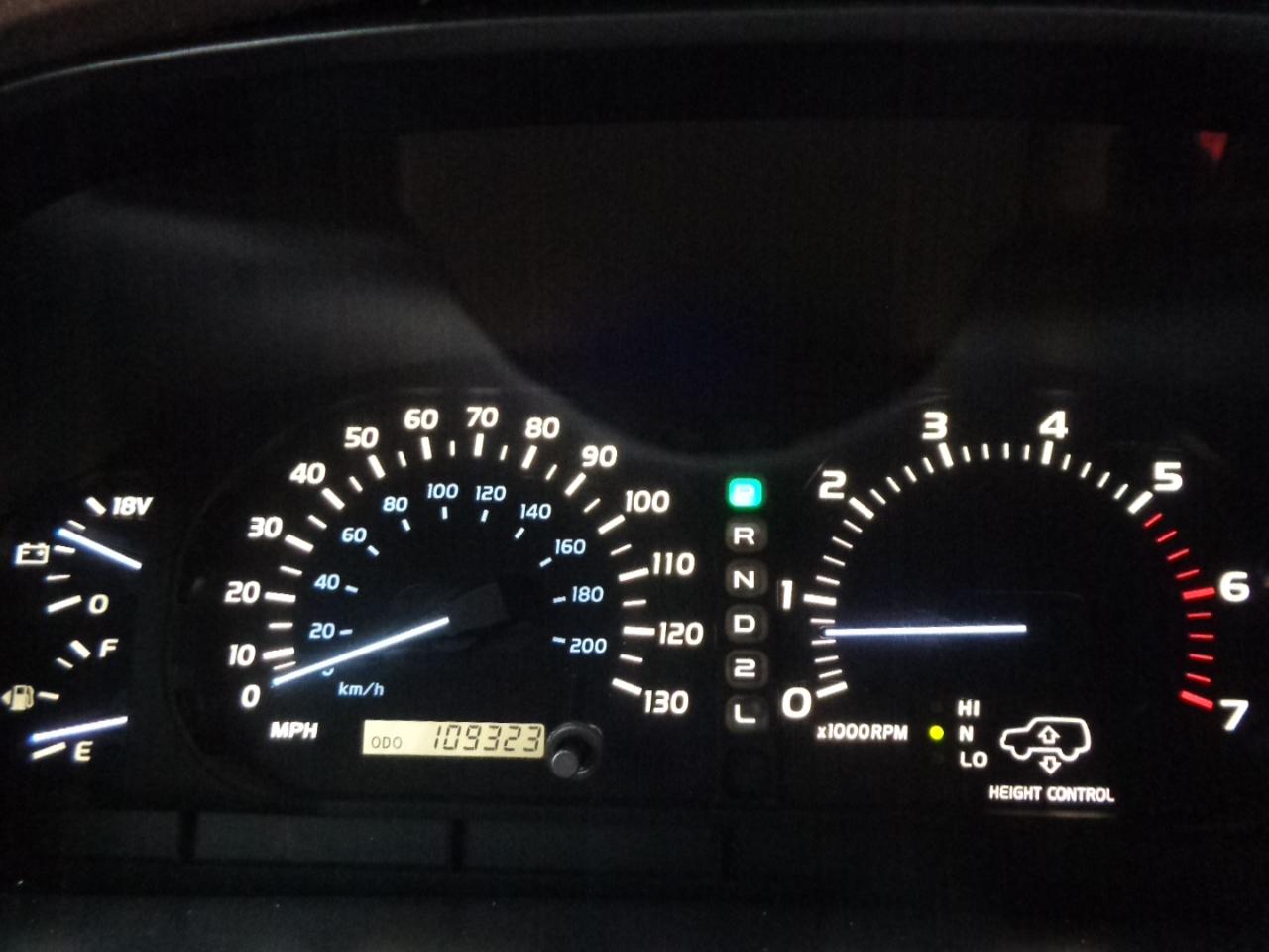 Lexus LX 470 4dr SUV 2002