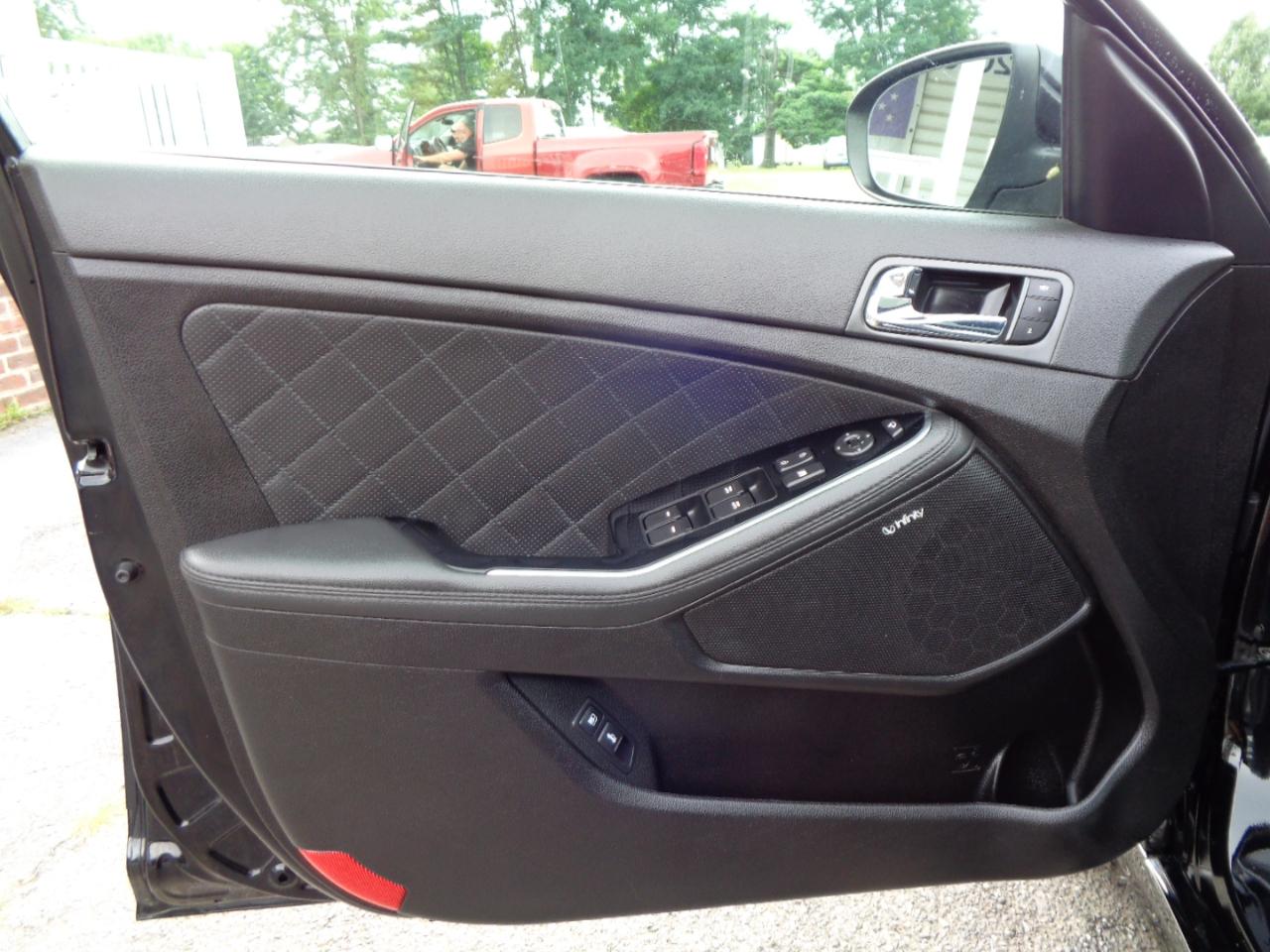 Kia Optima 4dr Sdn SXL Turbo 2015
