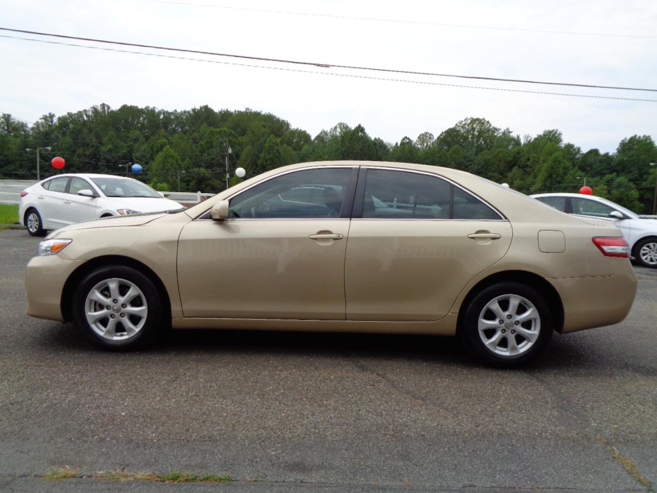 Toyota Camry  2011
