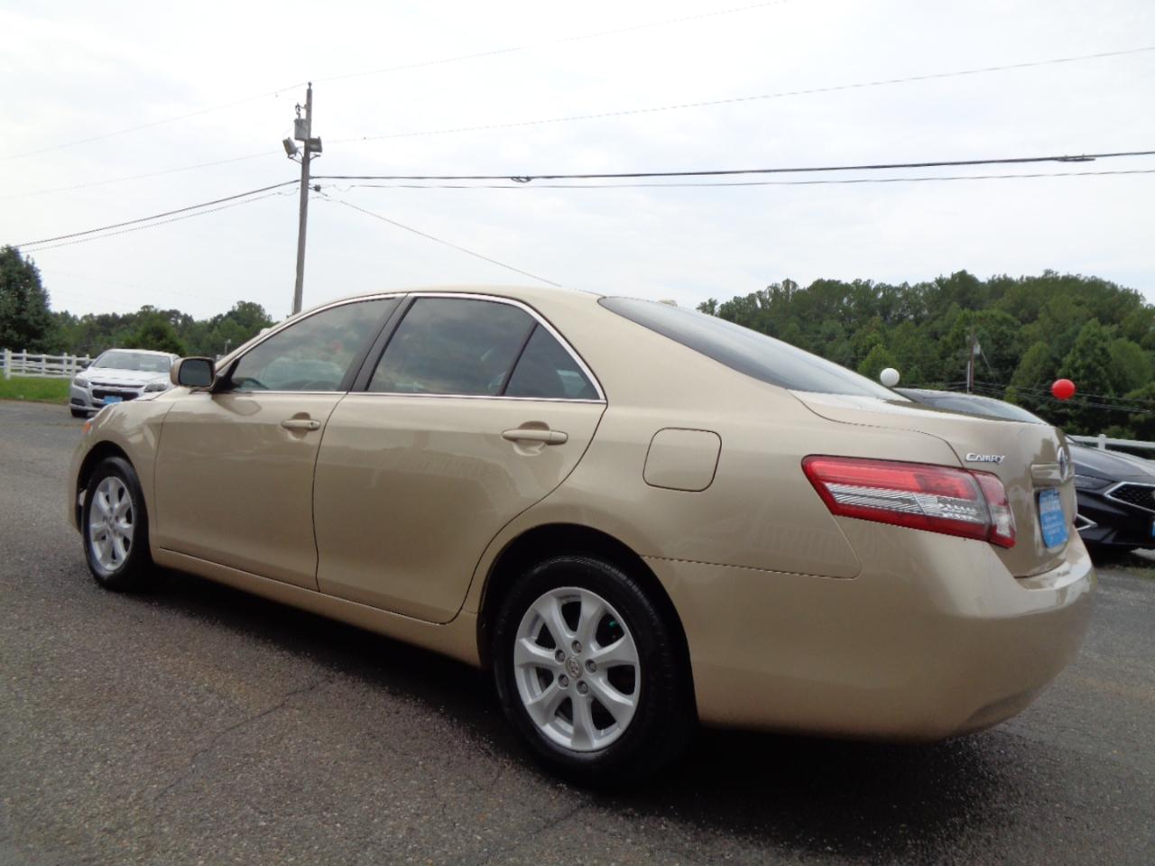 Toyota Camry  2011