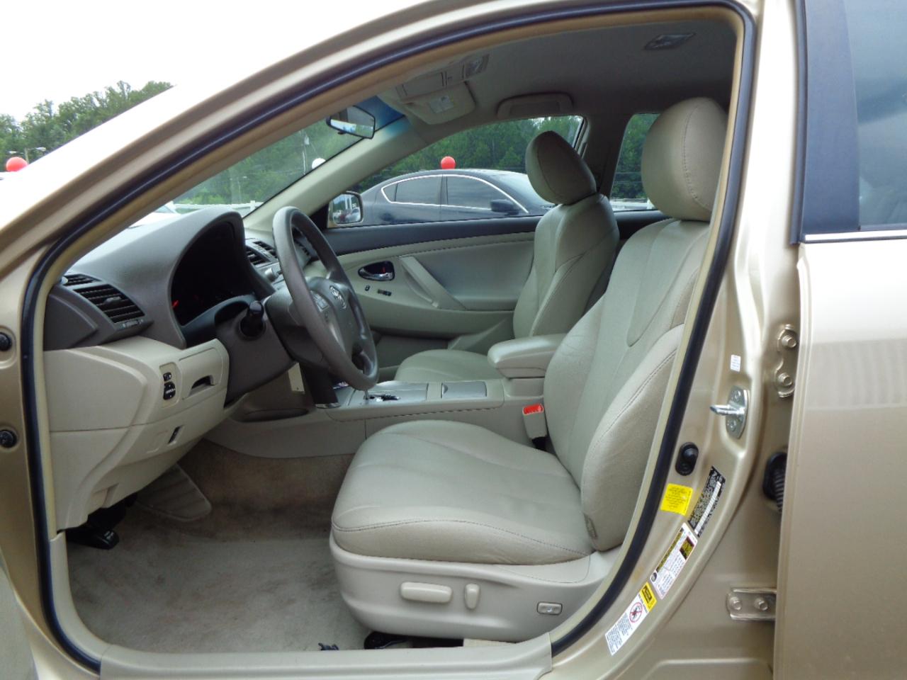 Toyota Camry  2011