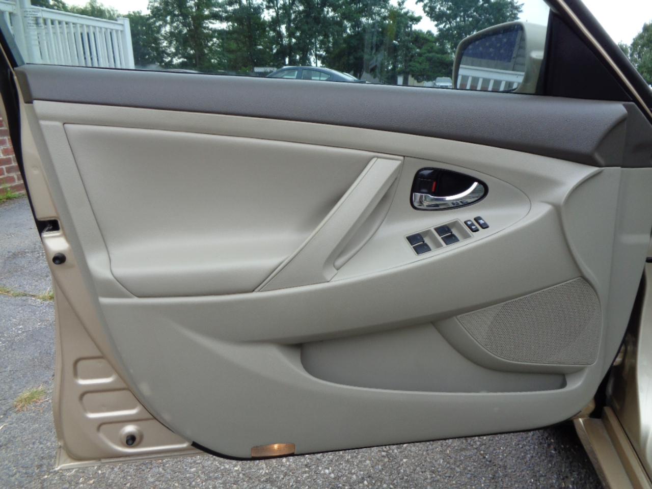 Toyota Camry  2011