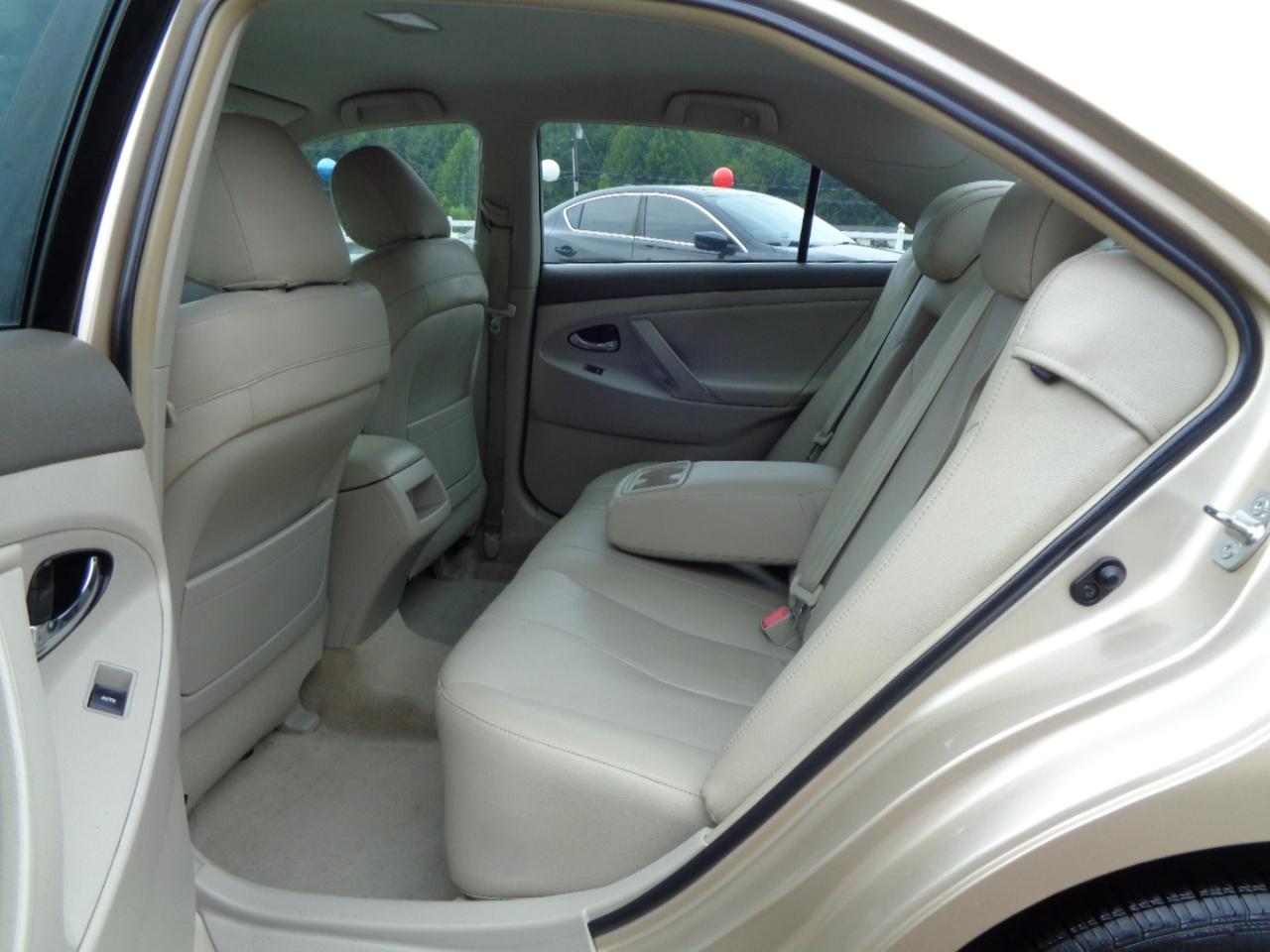 Toyota Camry  2011
