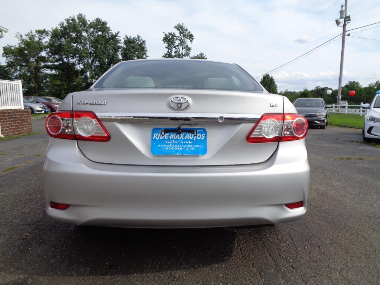 Toyota Corolla  2012