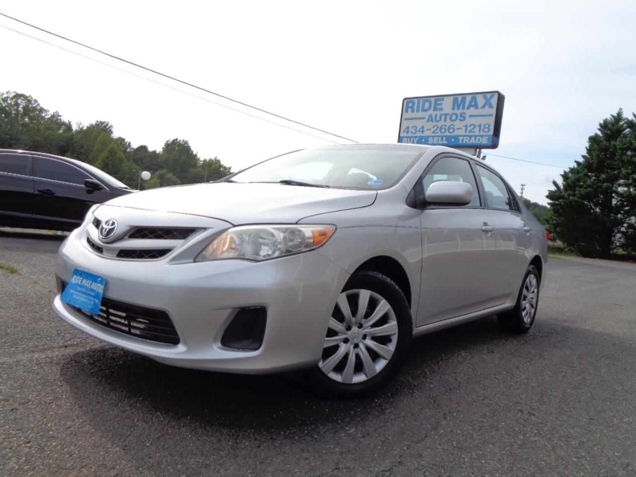 Toyota Corolla  2012