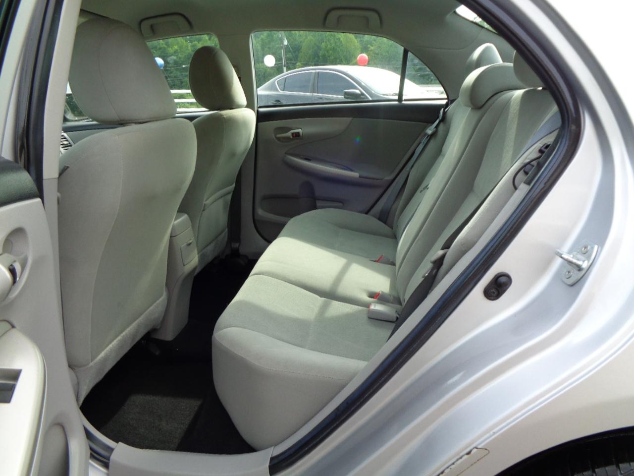 Toyota Corolla  2012
