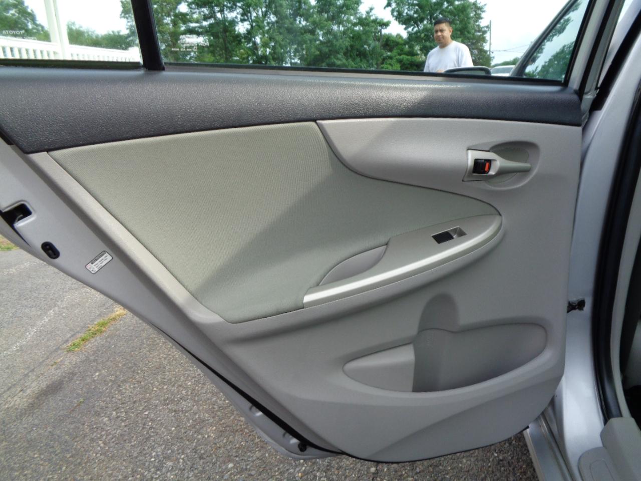 Toyota Corolla  2012